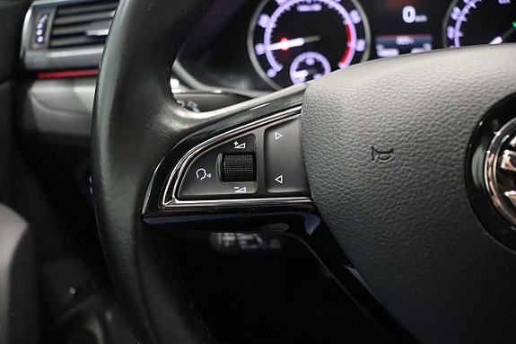 Skoda Superb 15 of 30