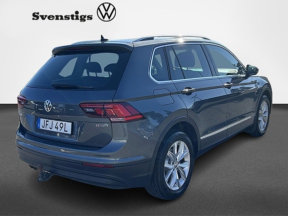 Volkswagen Tiguan 6 of 13