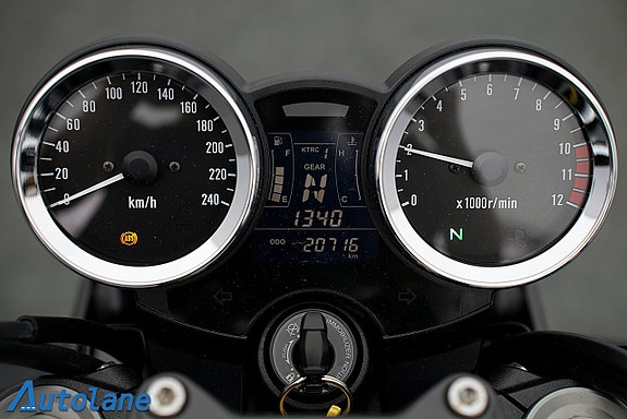 Kawasaki Z900RS* Nya däck fram & bak, Nyservad* 19 of 25