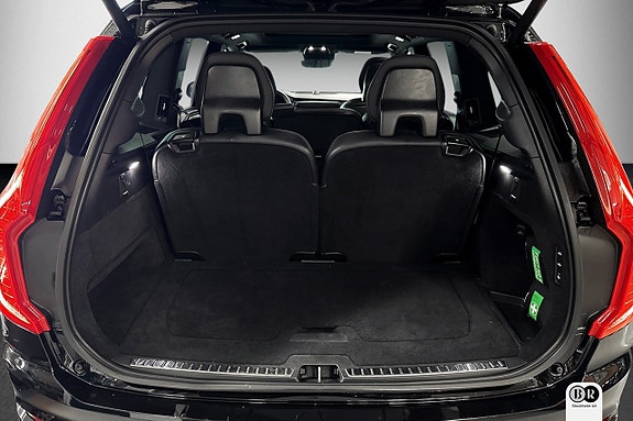 Volvo XC90 21 of 21