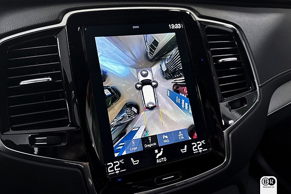 Volvo XC90 16 of 21