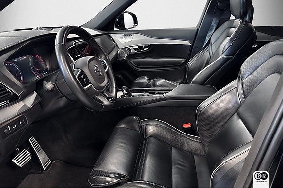 Volvo XC90 8 of 21
