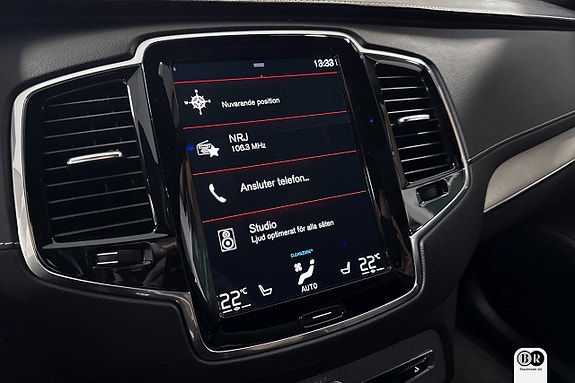 Volvo XC90 11 of 21