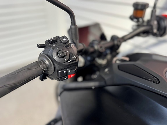 Yamaha MT09 Y-AMT elektronisk växling 4 of 7