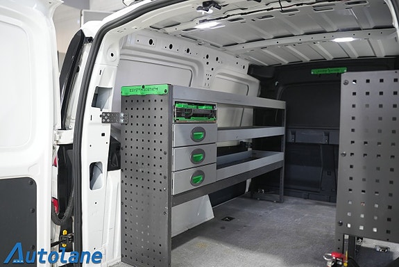 Volkswagen Caddy Maxi 12 of 27