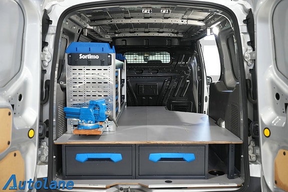 Ford Transit Connect 12 of 30
