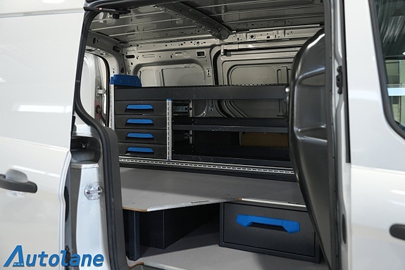 Ford Transit Connect 16 of 30