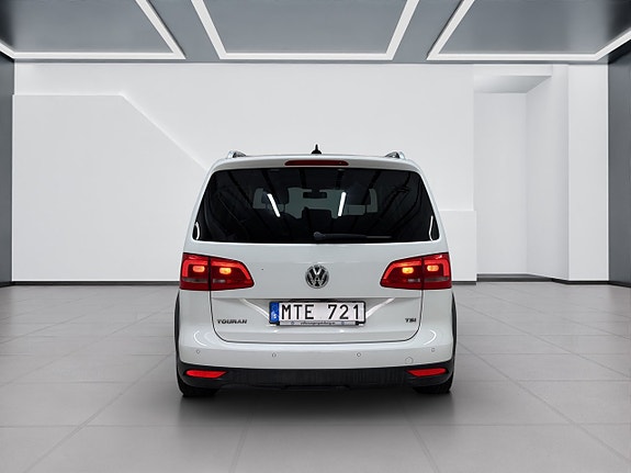 Volkswagen CrossTouran 5 of 16