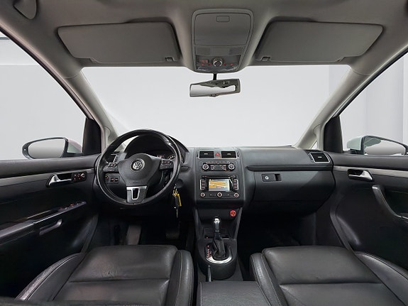 Volkswagen CrossTouran 10 of 16