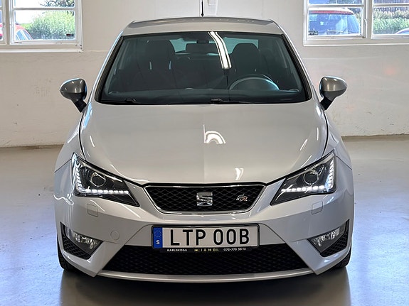 Seat Ibiza 3 of 13