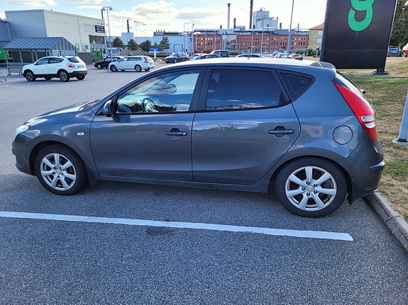 Hyundai i30 5 of 8
