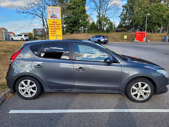 Hyundai i30 3 of 8