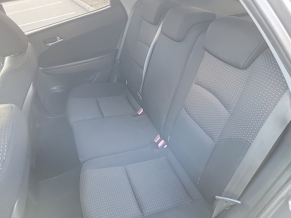 Hyundai i30 7 of 8