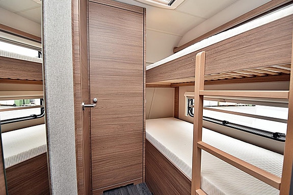 Knaus 500 KD Sport, Barnkammare 15 of 27