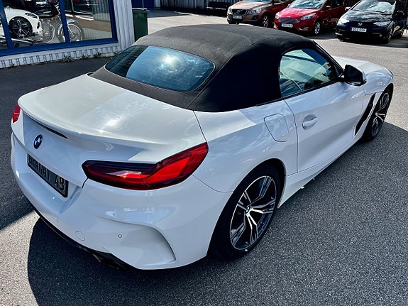 BMW Z4 7 of 18