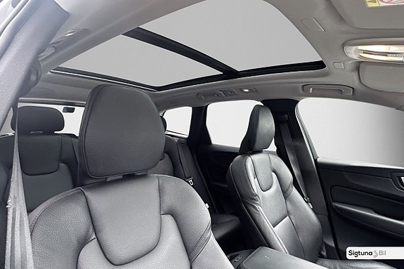 Volvo XC60 20 of 30