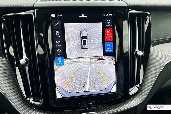 Volvo XC60 29 of 30