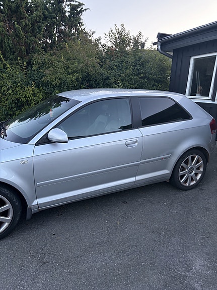 Audi A3 2 of 7
