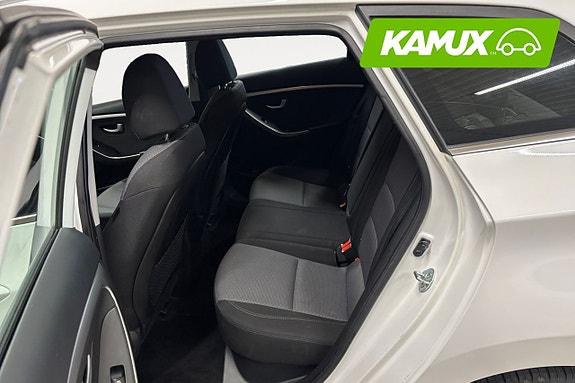 Hyundai i30 14 of 17