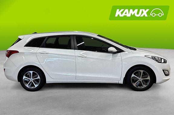 Hyundai i30 2 of 17