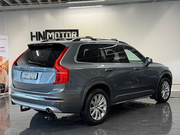 Volvo XC90 8 of 30