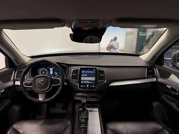 Volvo XC90 19 of 30