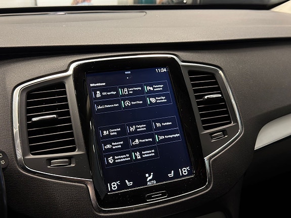 Volvo XC90 27 of 30