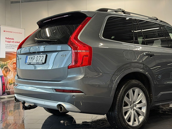 Volvo XC90 9 of 30