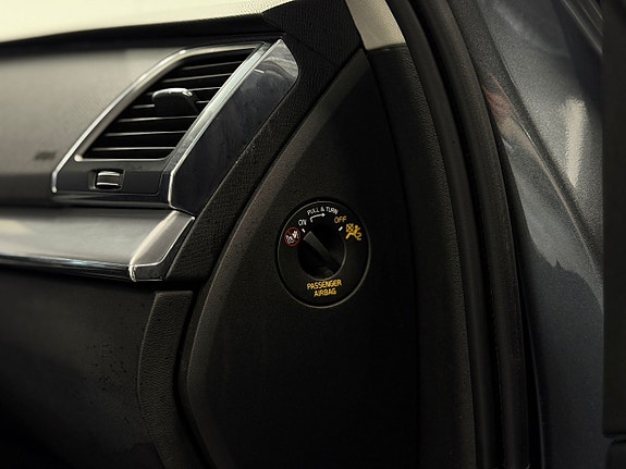 Volvo XC90 29 of 30
