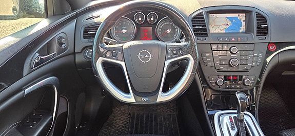 Opel Insignia 15 of 28