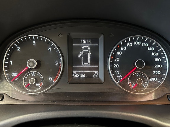 Volkswagen Caddy Cross 20 of 25