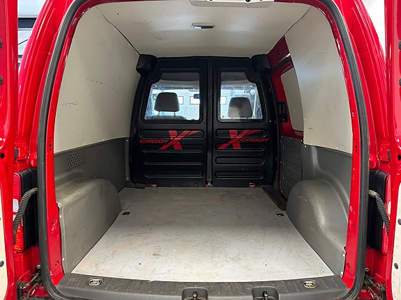 Volkswagen Caddy Cross 11 of 25