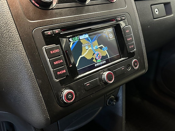 Volkswagen Caddy Cross 21 of 25