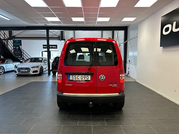 Volkswagen Caddy Cross 8 of 25