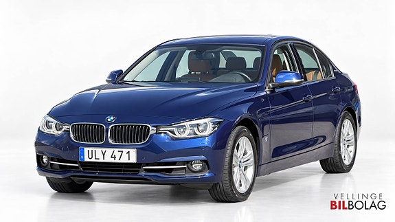 BMW 330e 2 of 14