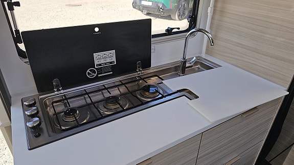 Adria ALTEA 552 PK Barnkammarvagn /AC / 3-vån säng 15 of 23