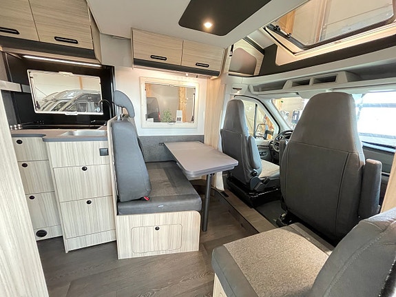 Sun Living S 75 SL / B-kort / Taksäng / Trume Diesel / 5 bältad/Auto 165hk 6 of 28