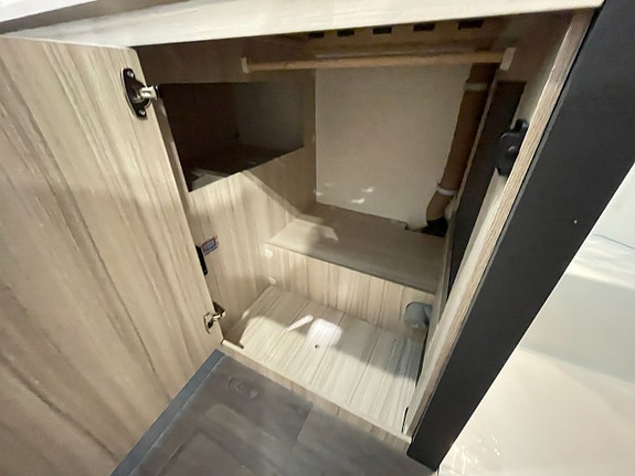 Sun Living S 75 SL / B-kort / Taksäng / Trume Diesel / 5 bältad/Auto 165hk 17 of 28