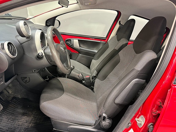 Toyota Aygo 9 of 19