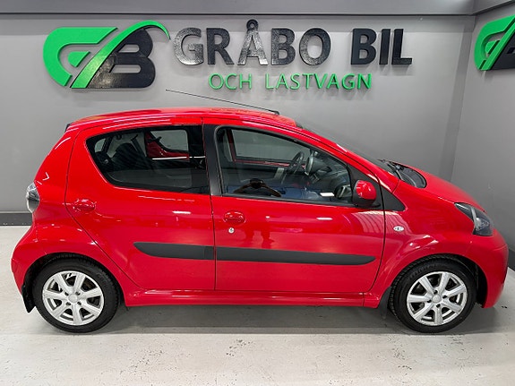 Toyota Aygo 6 of 19
