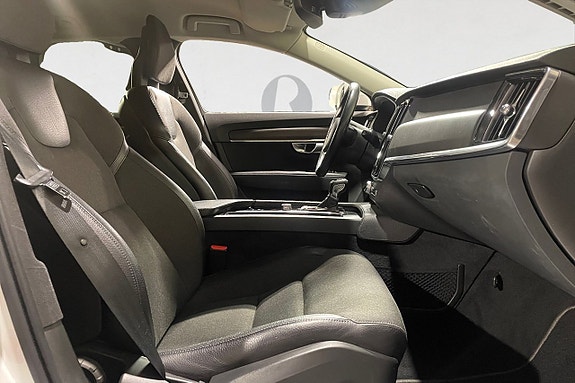 Volvo V90 Cross Country 15 of 16