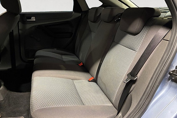 Ford Focus 14 of 17