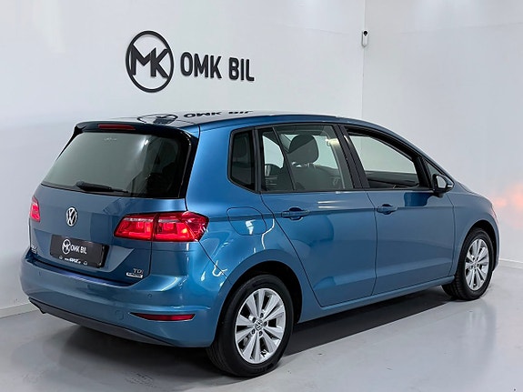 Volkswagen Golf Sportsvan 3 of 21