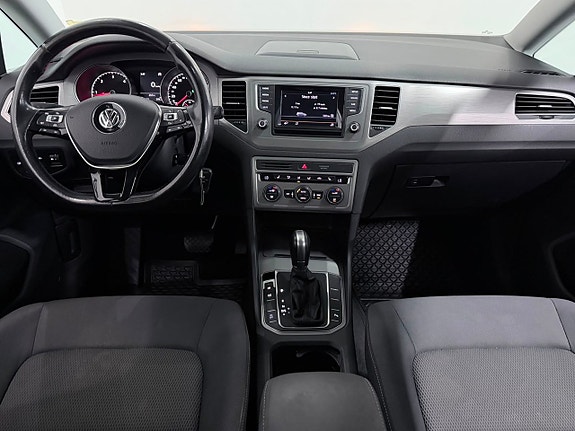 Volkswagen Golf Sportsvan 12 of 21
