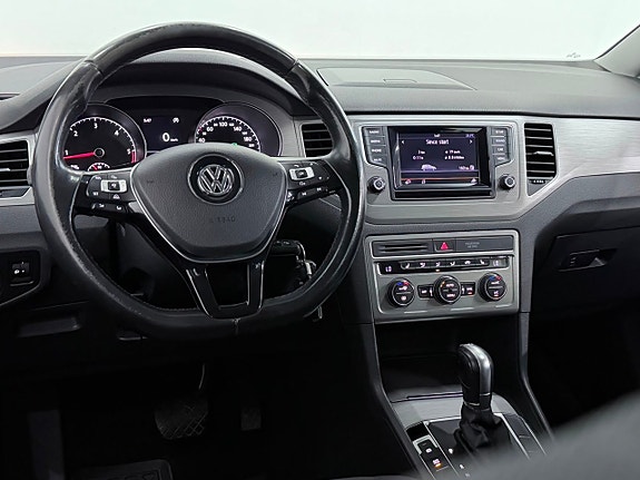 Volkswagen Golf Sportsvan 21 of 21