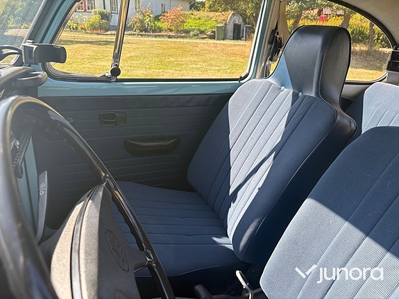 Volkswagen Käfer 1300 11 of 30