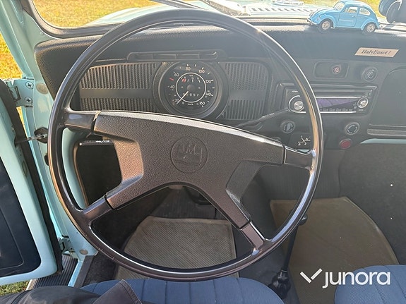 Volkswagen Käfer 1300 18 of 30