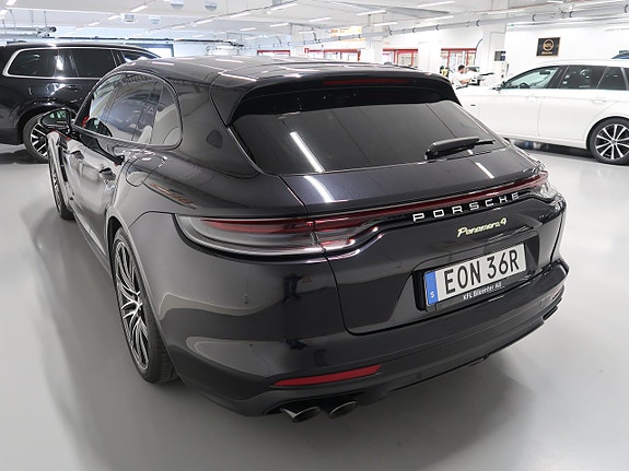 Porsche Panamera 4 6 of 30