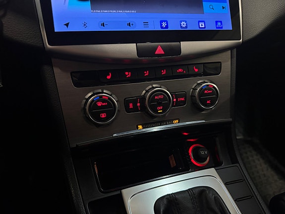 Volkswagen Passat 20 of 24