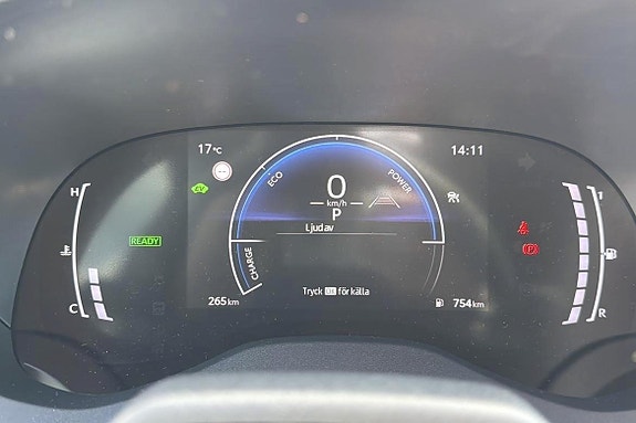 Toyota Yaris Cross 16 of 16